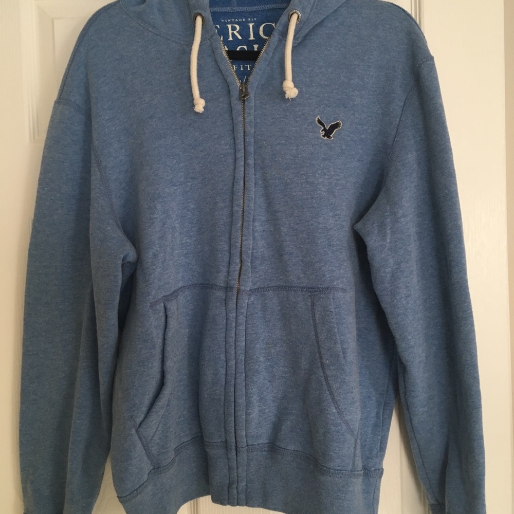 Men’s American Eagle hooded sweatshirt